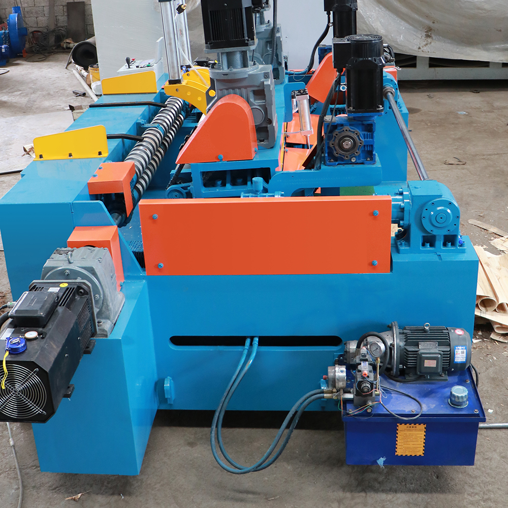 1500mm Veneer Pelling Machine(图1)